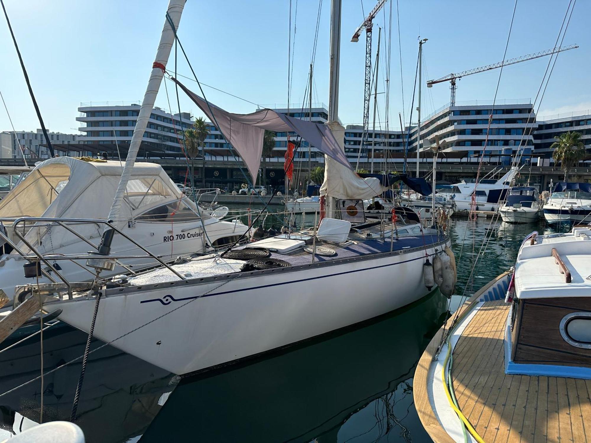 Unique Wooden Sail Yacht + 2 Bikes Included! 호텔 산트 아드리아 데 베소스 외부 사진